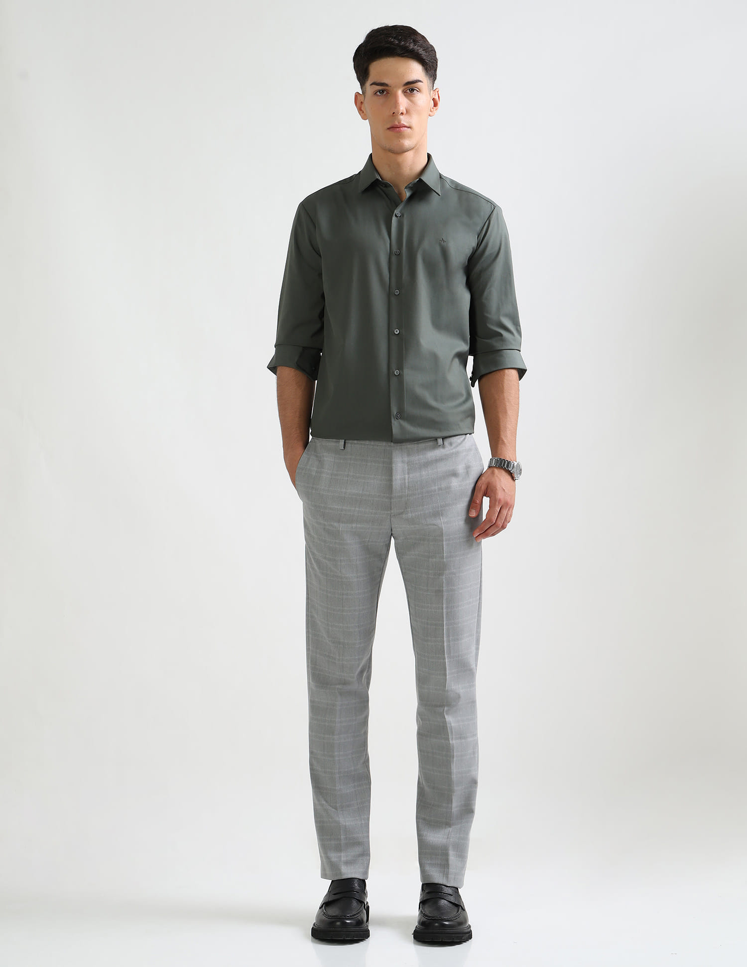 green emerald velvet dress Arrow Men's Dress Shirt Poplin Xtreme Slim Fit Spread Collar, Robins Egg  Blue, 15-15.5" Neck 32-33" Sleeve : Amazon.co.uk: Fashion