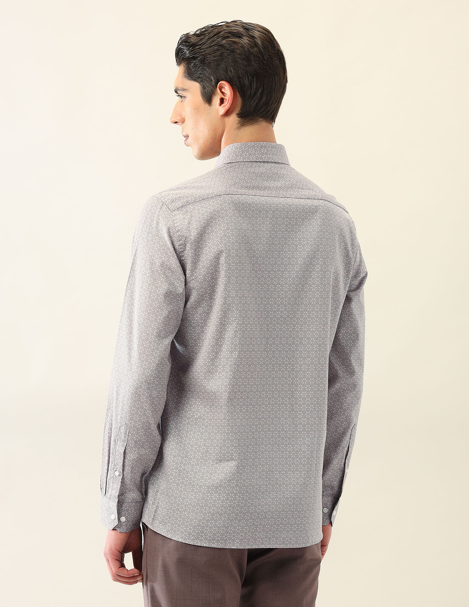 Arrow Manhattan Slim Fit Ceremonial Shirt