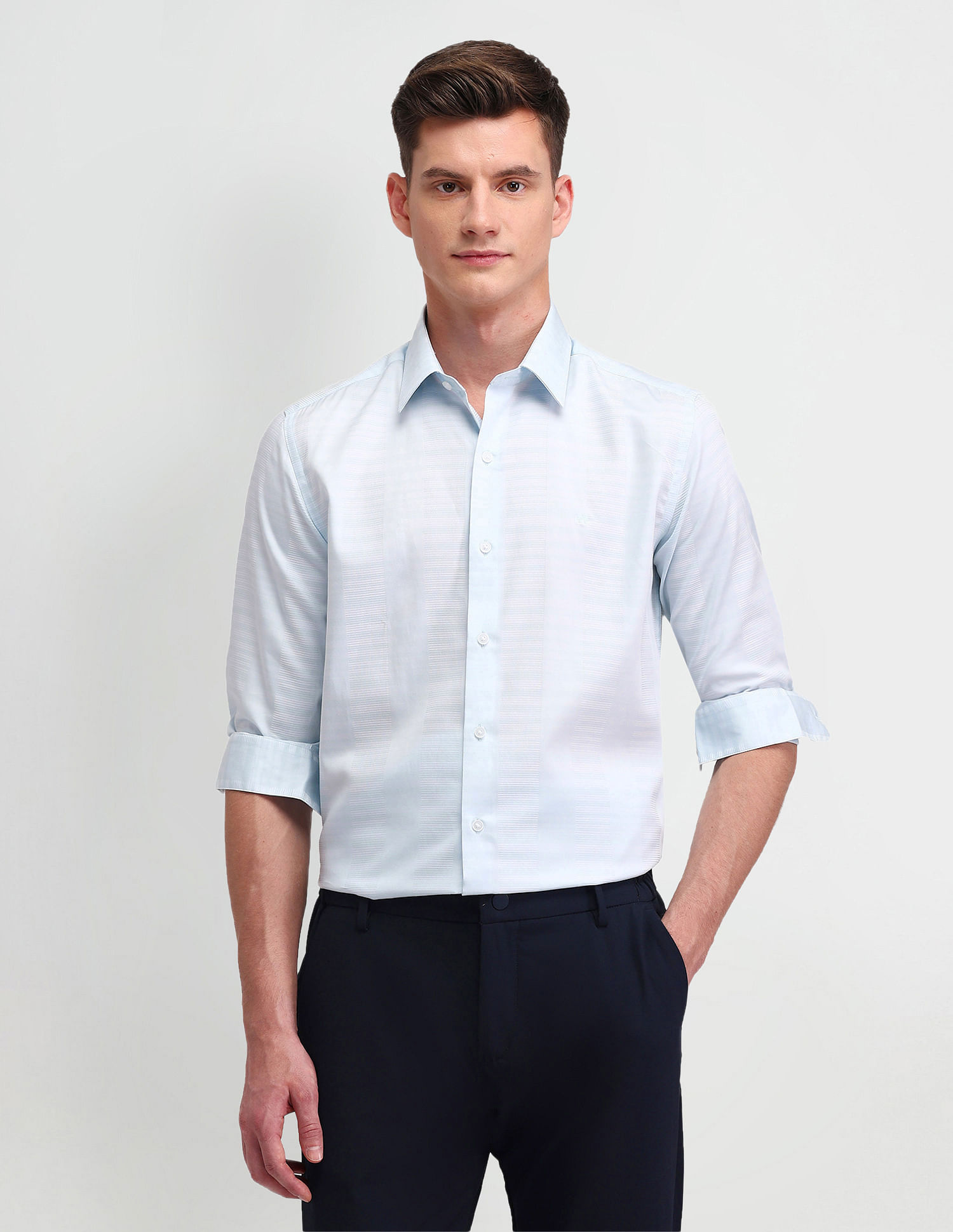 Arrow Newyork Horizontal Striped Manhattan Slim Fit Shirt