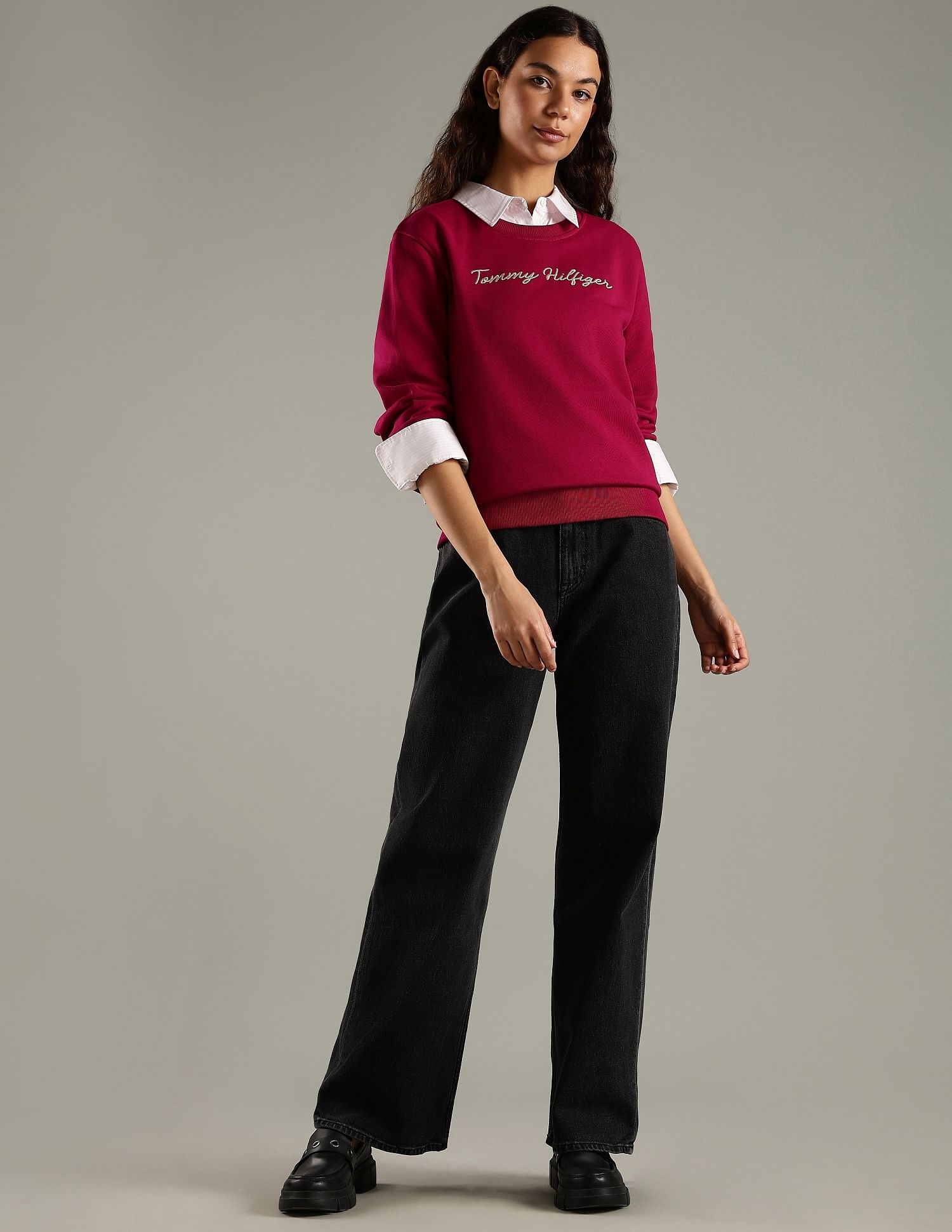 Tommy Hilfiger Regular Fit Cotton Crew Neck Sweatshirt