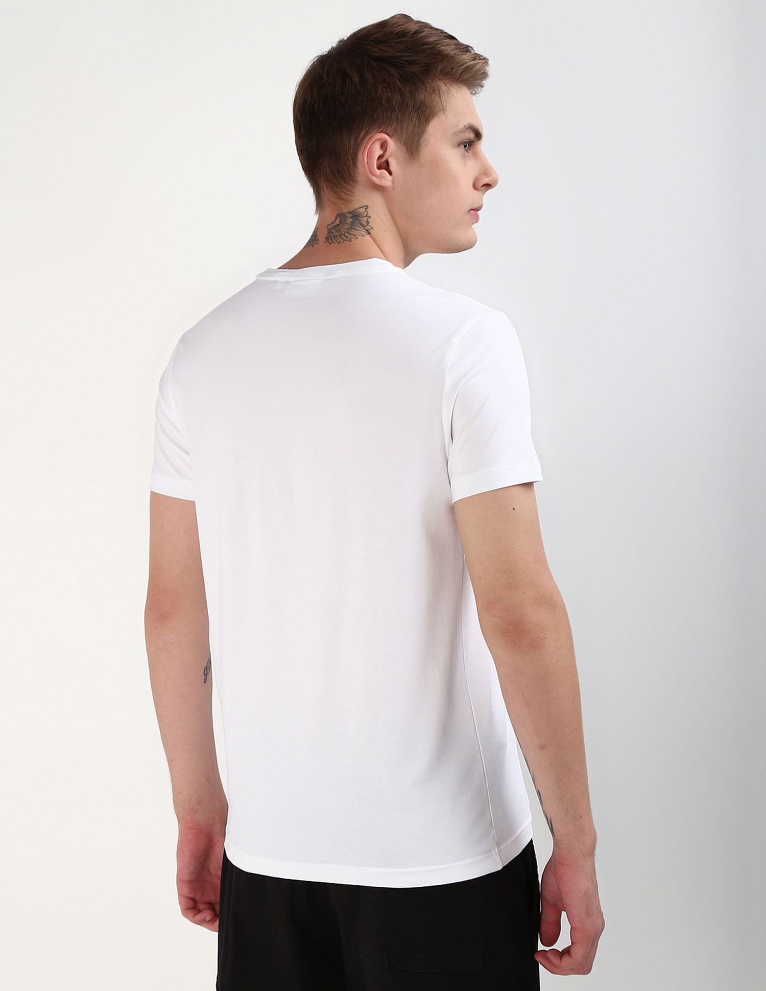 Calvin Klein Stretch Slim Fit V-Neck T-Shirt