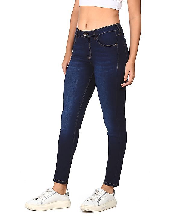 Flying Machine Women Mid Rise Wash Jeans