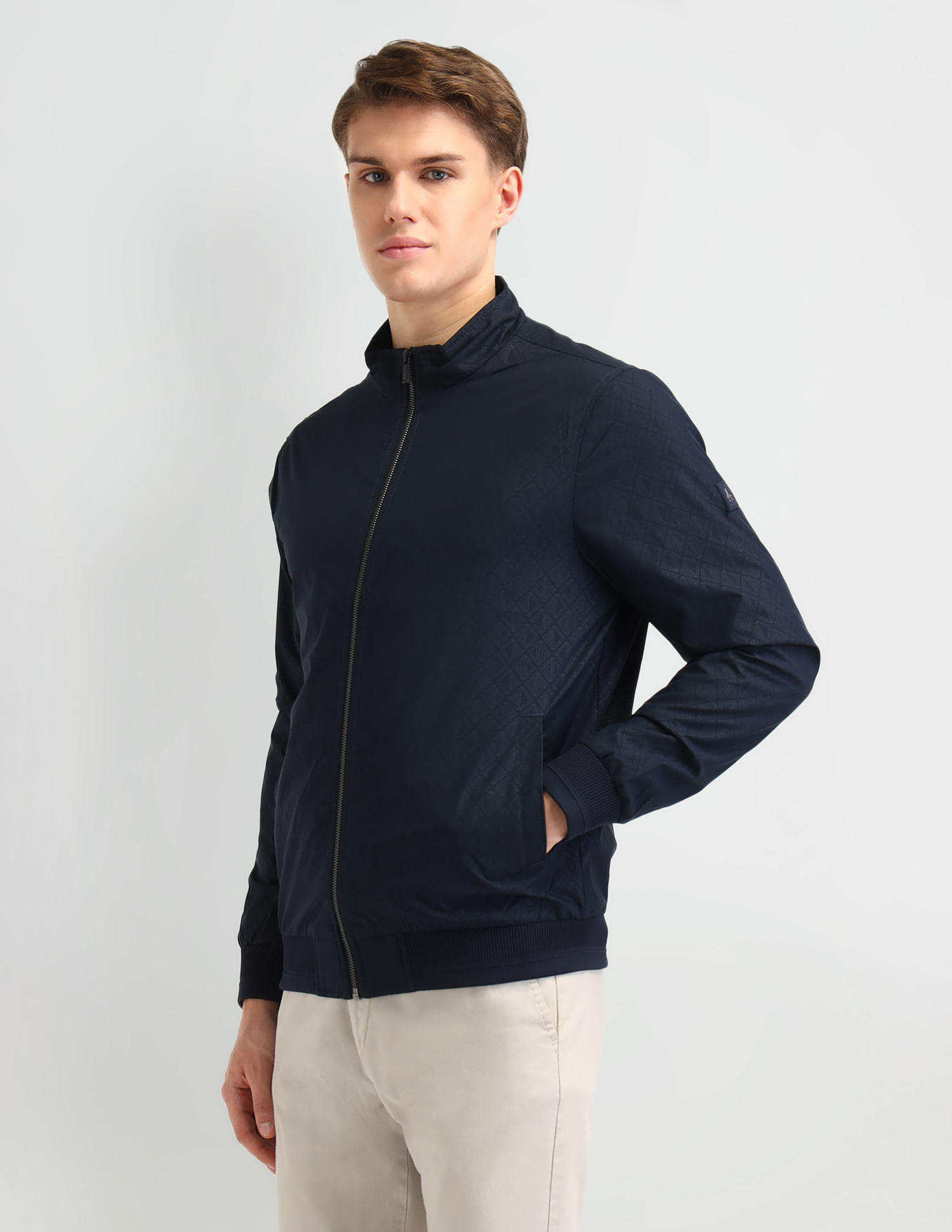 Arrow Sport Textured Regular fit Wind Cheater