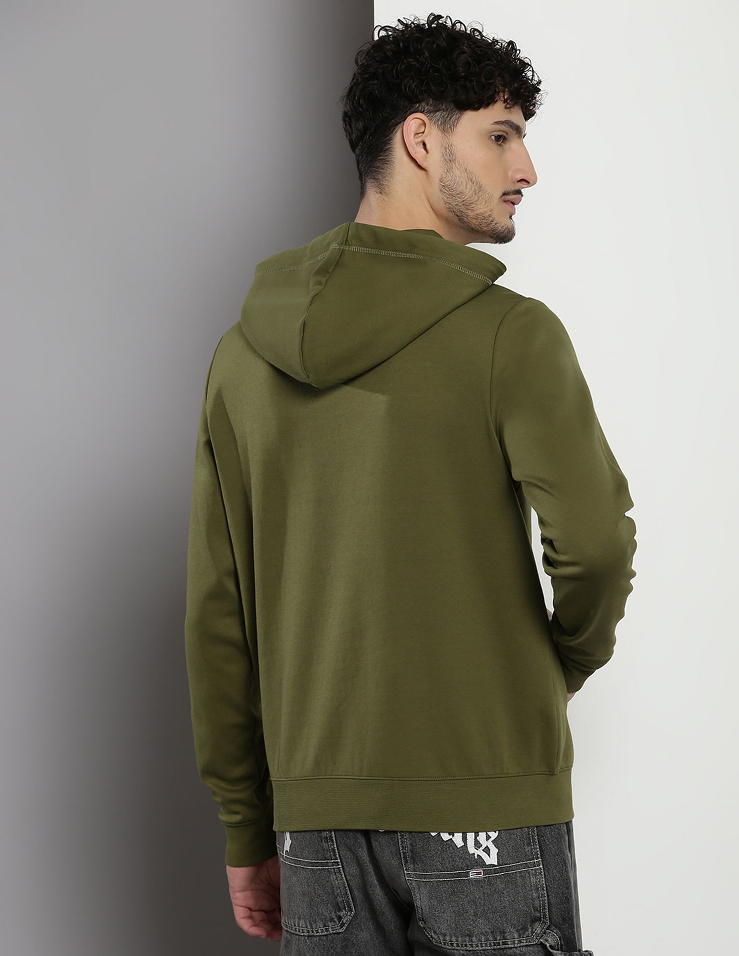 Tommy Hilfiger Embossed Logo Hooded Sweatshirt