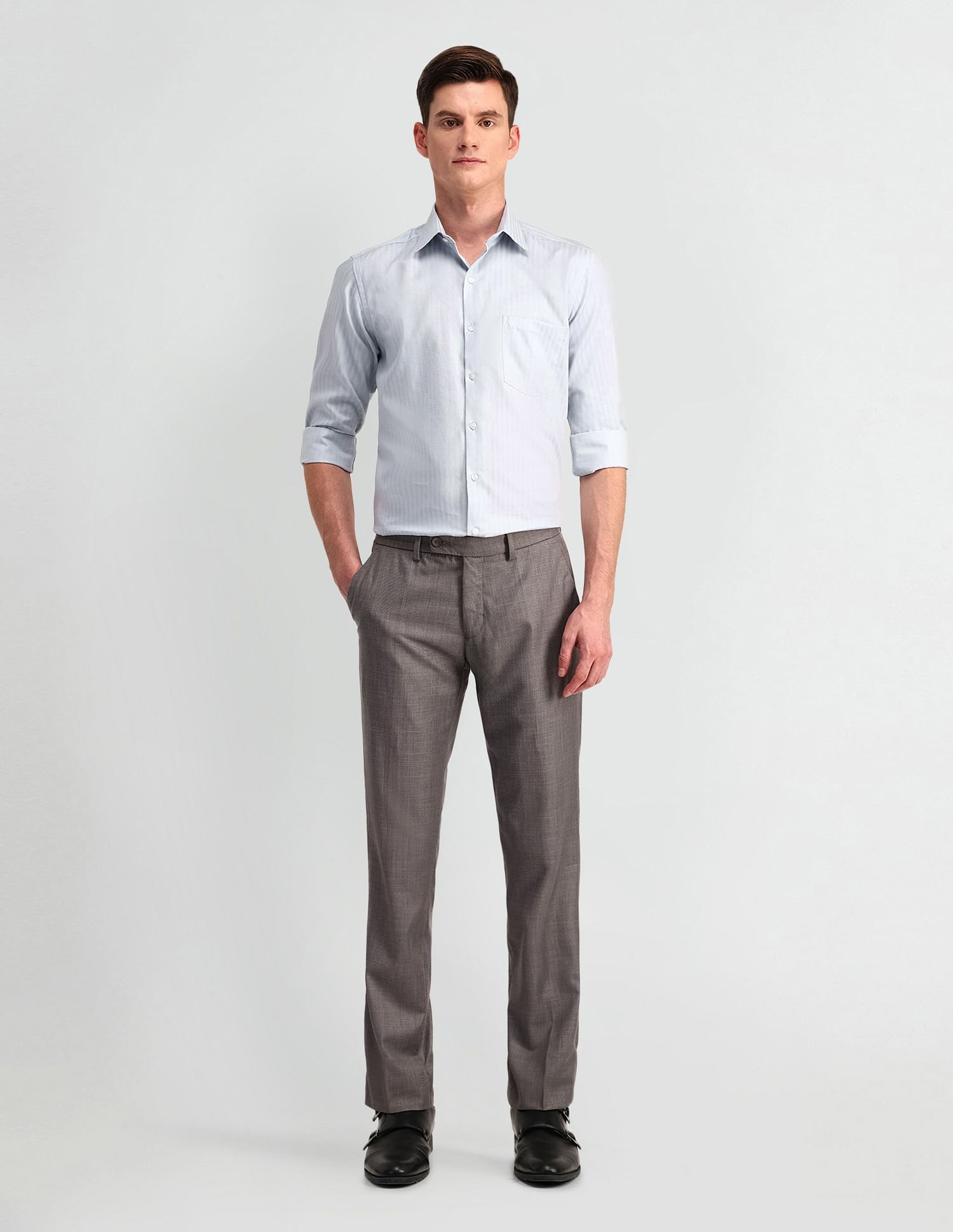 Arrow Manhattan Slim Fit Cotton Shirt