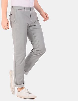 Tommy Hilfiger Men Grey Denton Regular Fit Patterned Casual Chinos