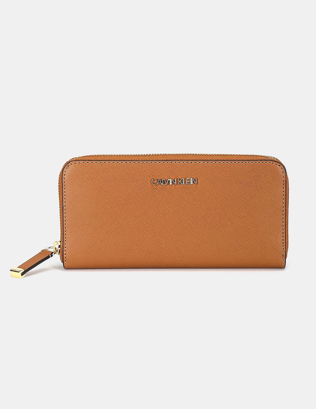 Buy Calvin Klein Women Brown Solid Zipper Closure Wallet - NNNOW.com