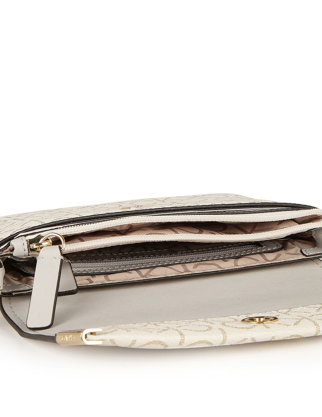【関税込★】  Key Item Crossbody バッグ Buy Calvin Klein Key Item Crossbody Bag - NNNOW.com