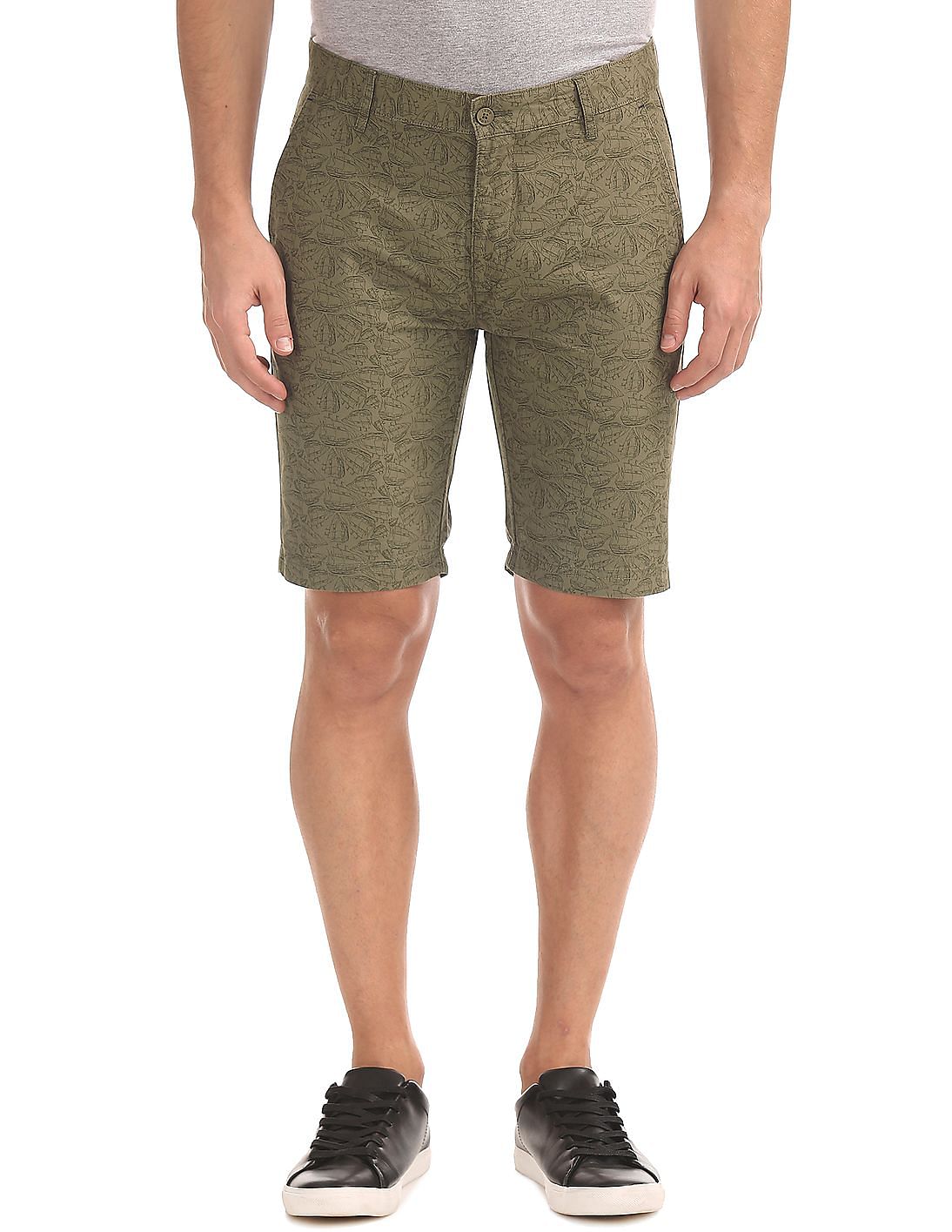 Buy Izod Men Printed Slim Fit Chino Shorts - NNNOW.com