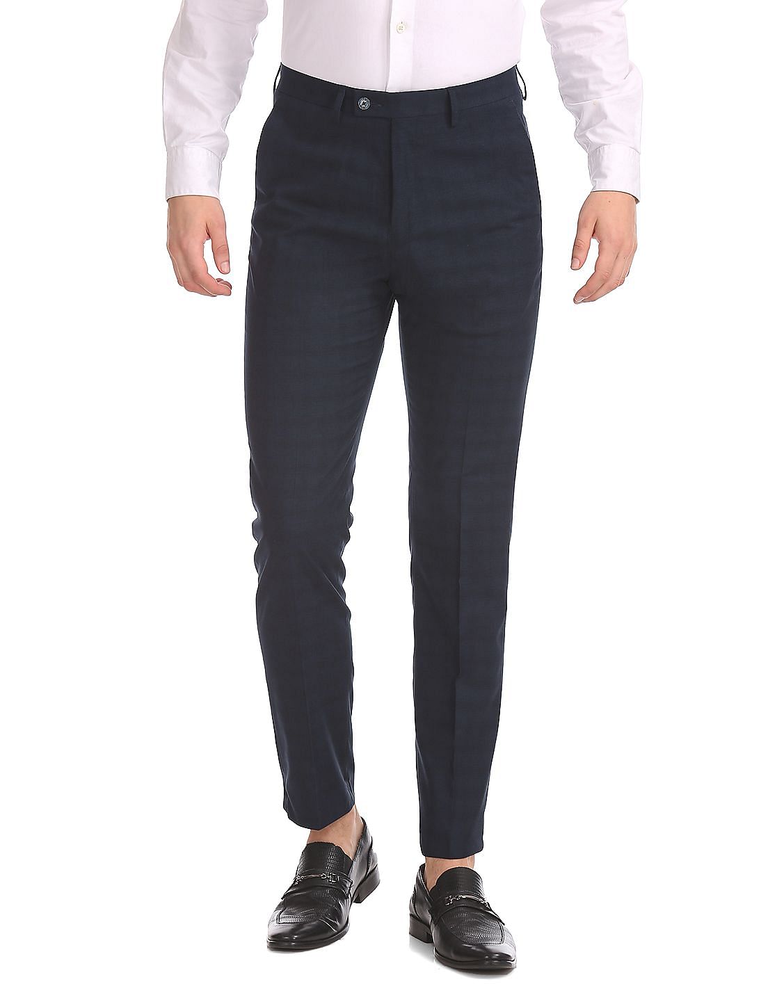 Buy Arrow Newyork Tapered Fit Solid Trousers - NNNOW.com